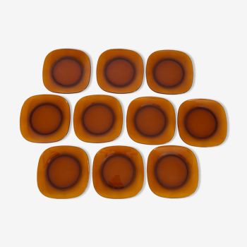 Set of 10 square Vereco plates in amber glass