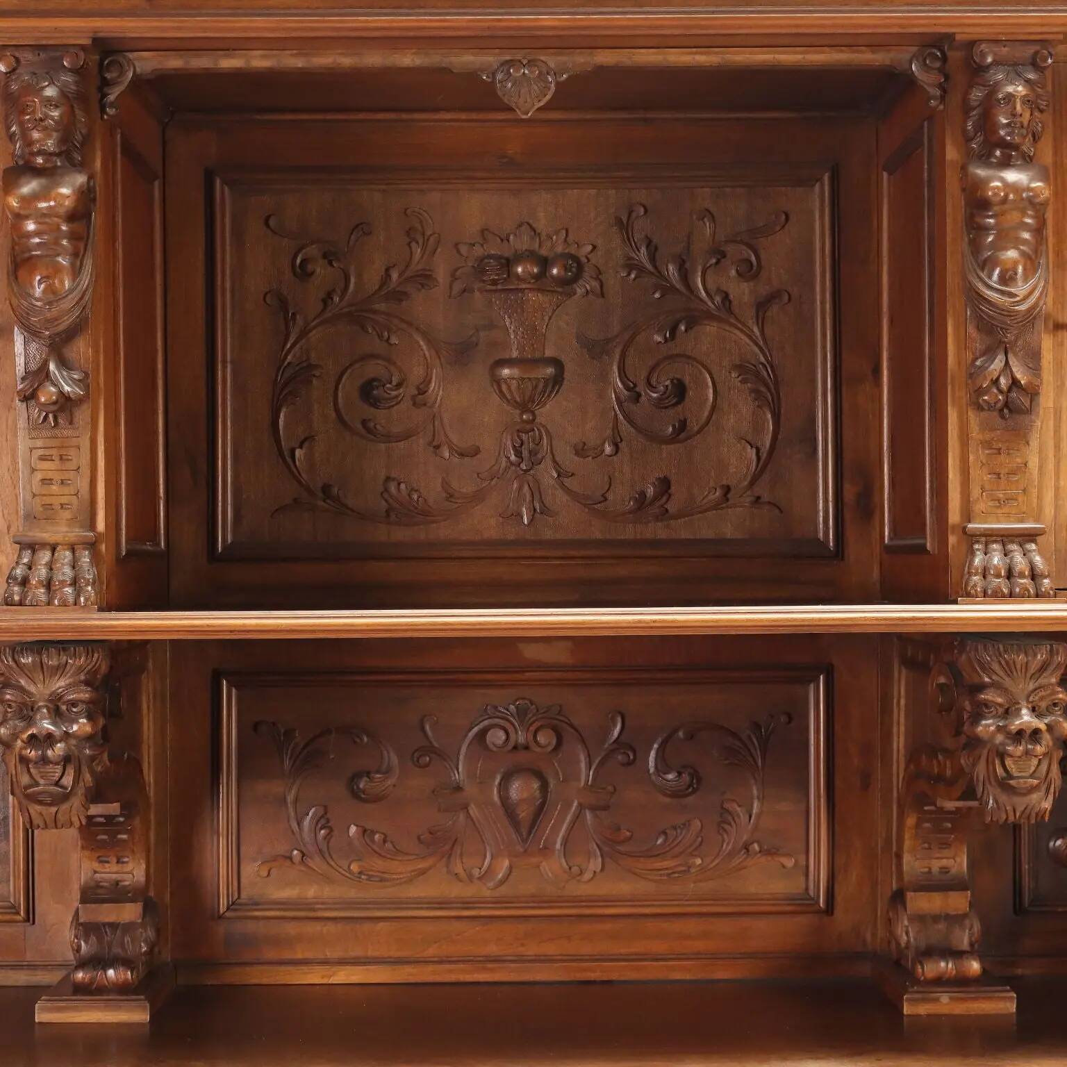 Neo-baroque antique walnut buffet, Italy, 19th century