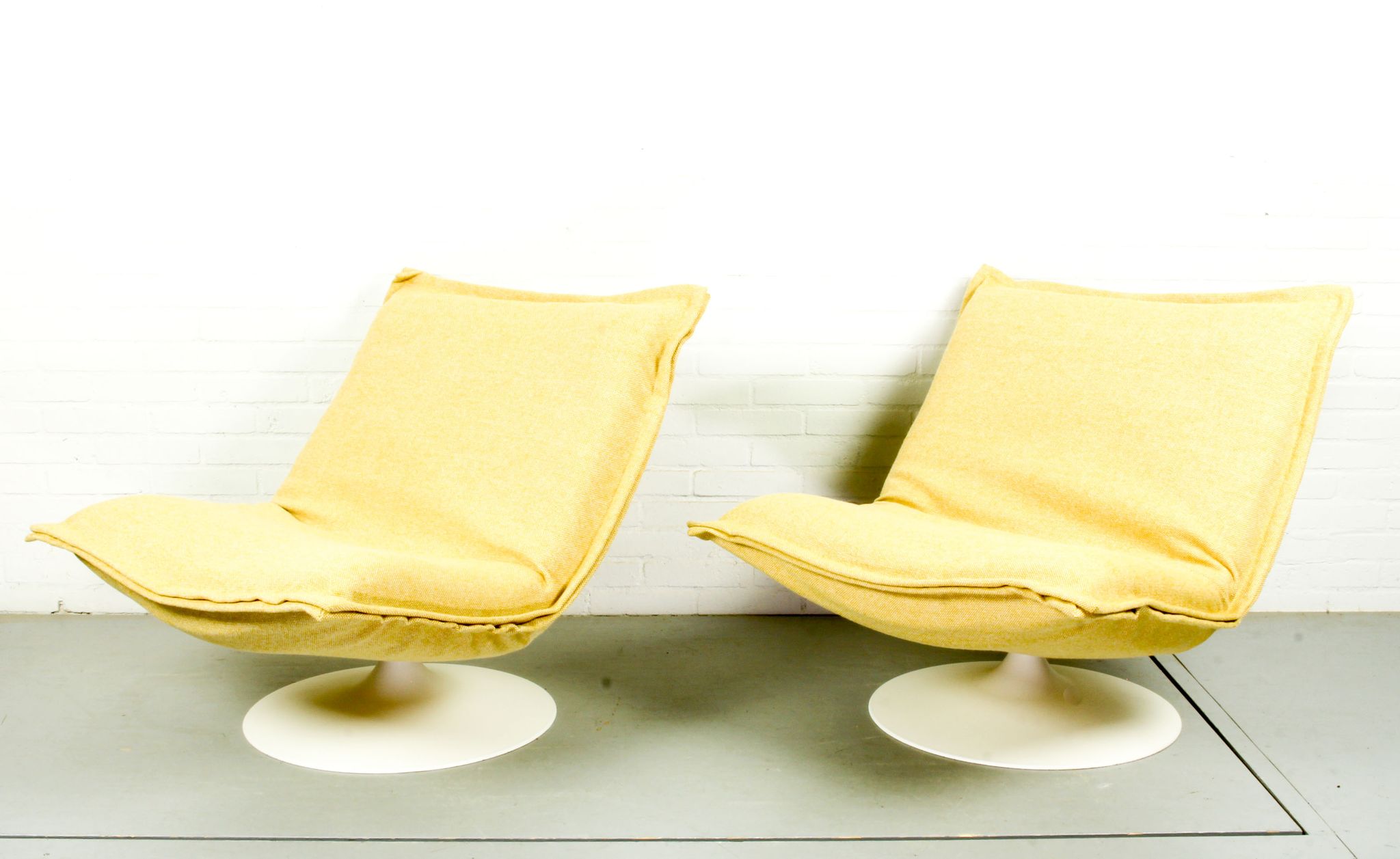 Armchairs F980 by Harcourt for Artifort, 1975