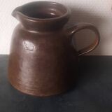 Designer pitcher