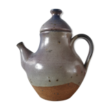 Lidded sandstone carafe