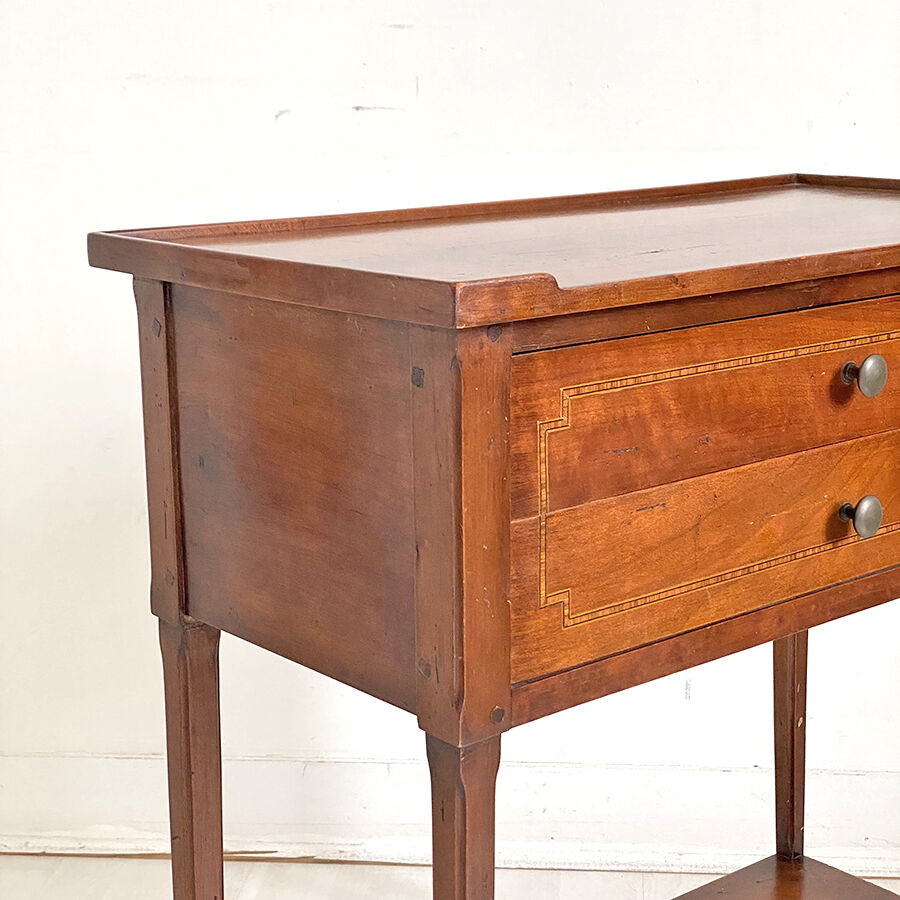 Table d'appoint anglaise début XXème