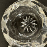 Salière double en cristal taillé signée Baccarat avec monture en métal