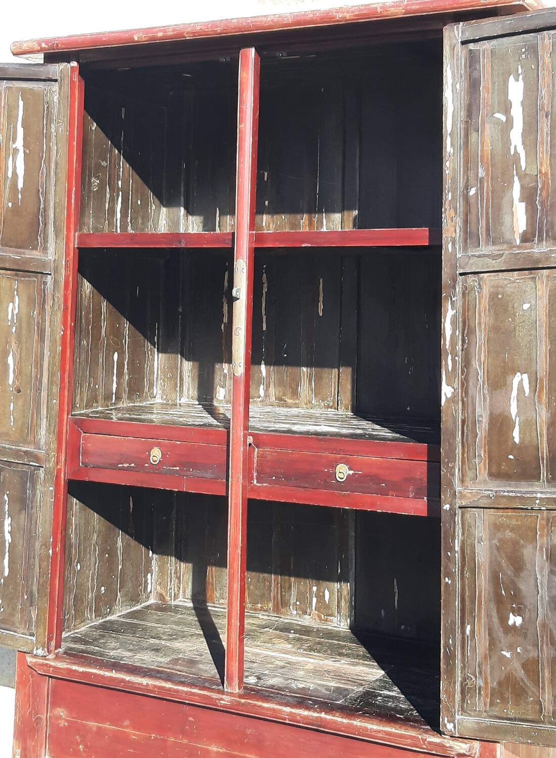 19th-century Chinese wardrobe (Height 2.6m)