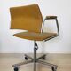 Chaise de bureau moutarde vintage de Kovona, 1986