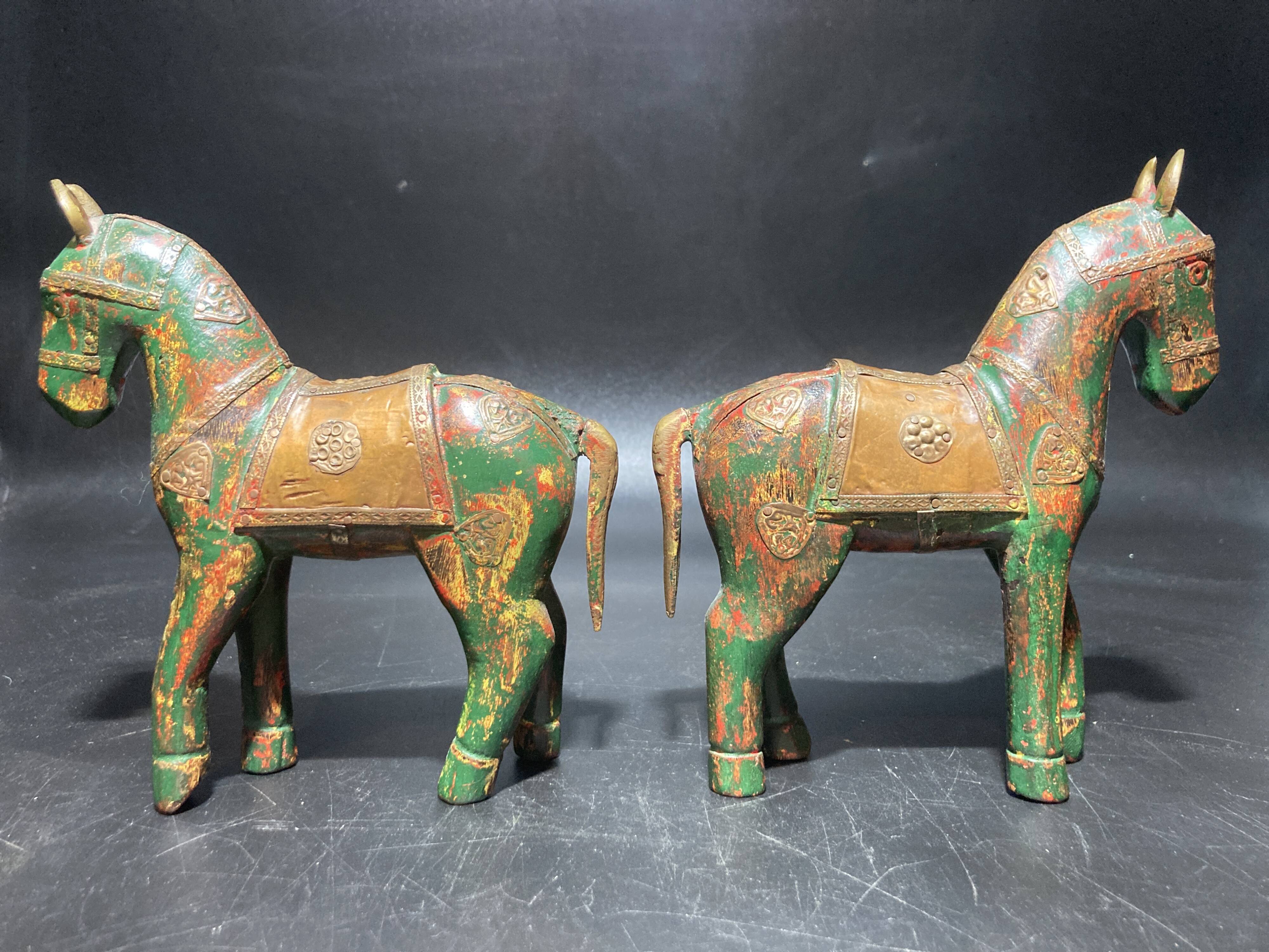 Set of 2 wooden horses