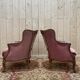 Paire de fauteuils - bergères de style Louis XV en velours rose