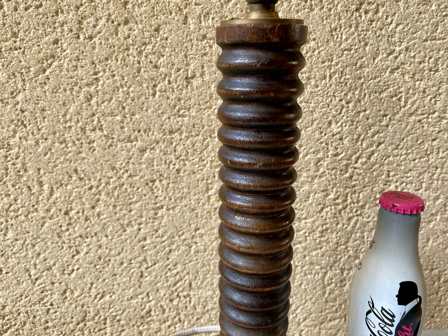 Vintage turned wooden lamp from the 1960s in the style of Charles Dudouyt.