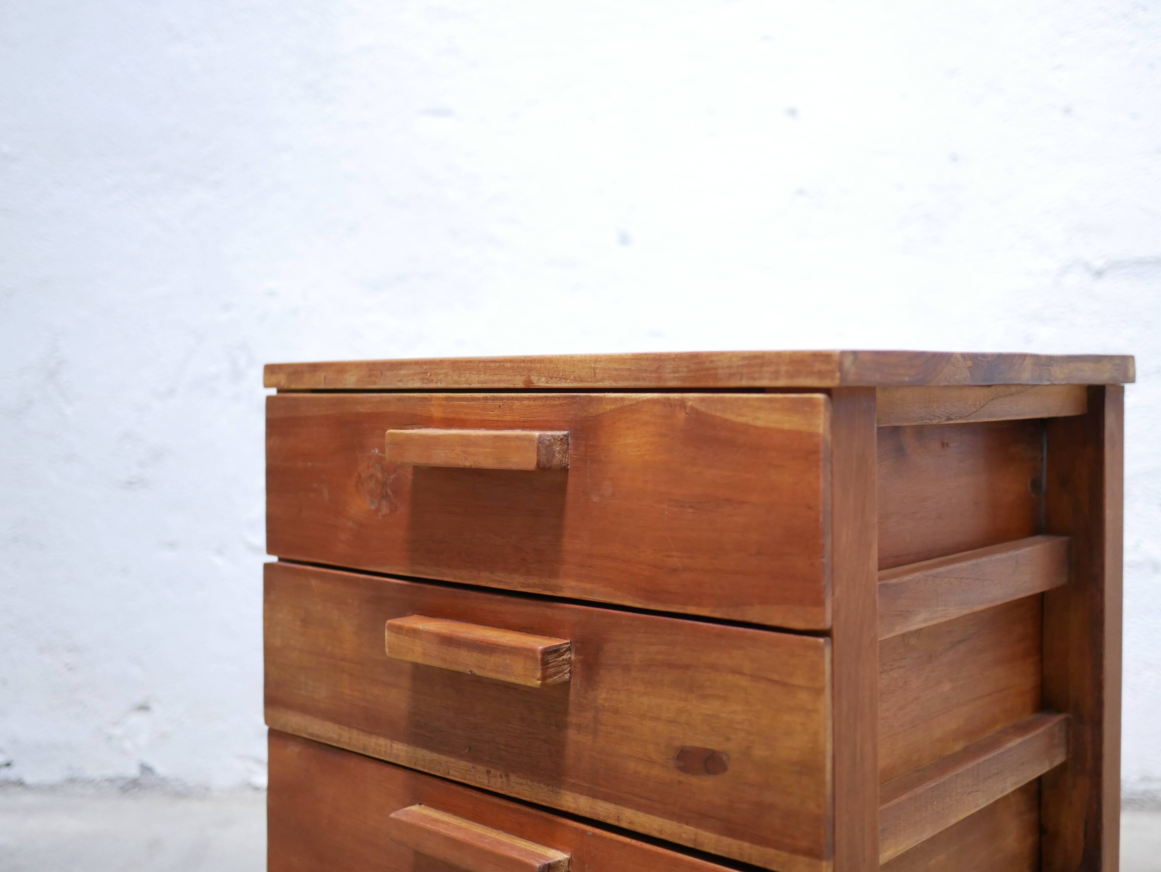 Meuble d'appoint chevet vintage en bois