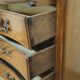 Commode scriban Piémontaise galbée en marqueterie