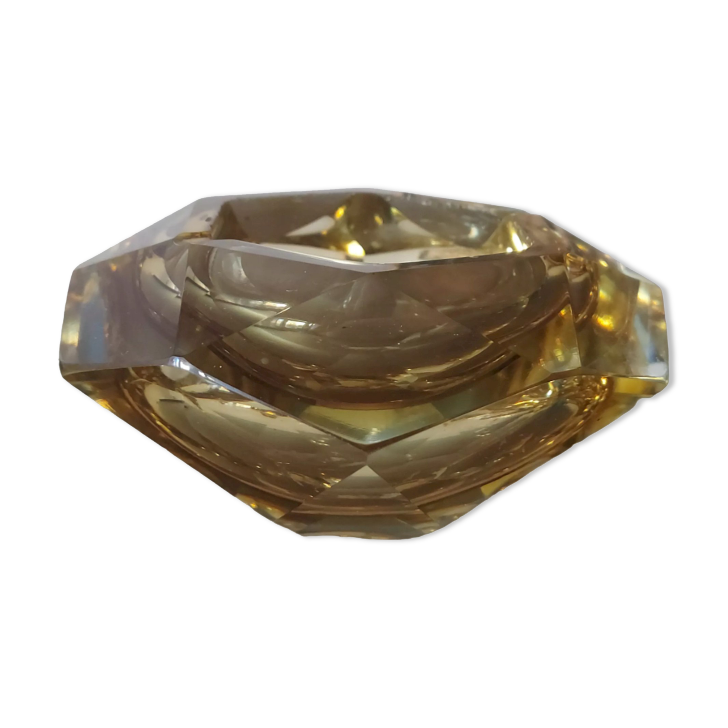 Design glass ashtray