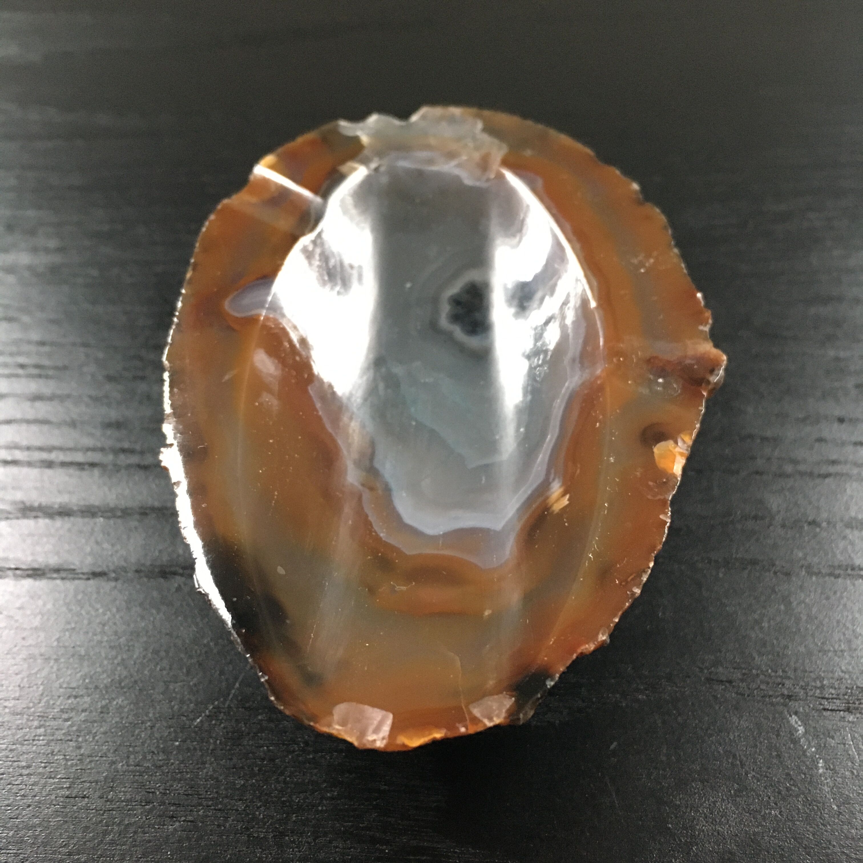 Ashtray in brown agatha