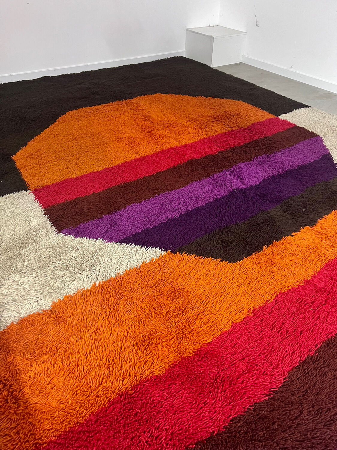 XXL DESSO carpet vintage pop art color from the 70s Scandinavian design Holland