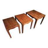 3 tables gigognes en bois de cerisier, France 1960