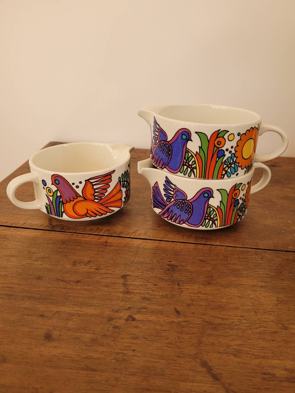 Set of 3 Villeroy and Boch Acapulco milk jugs / creamers