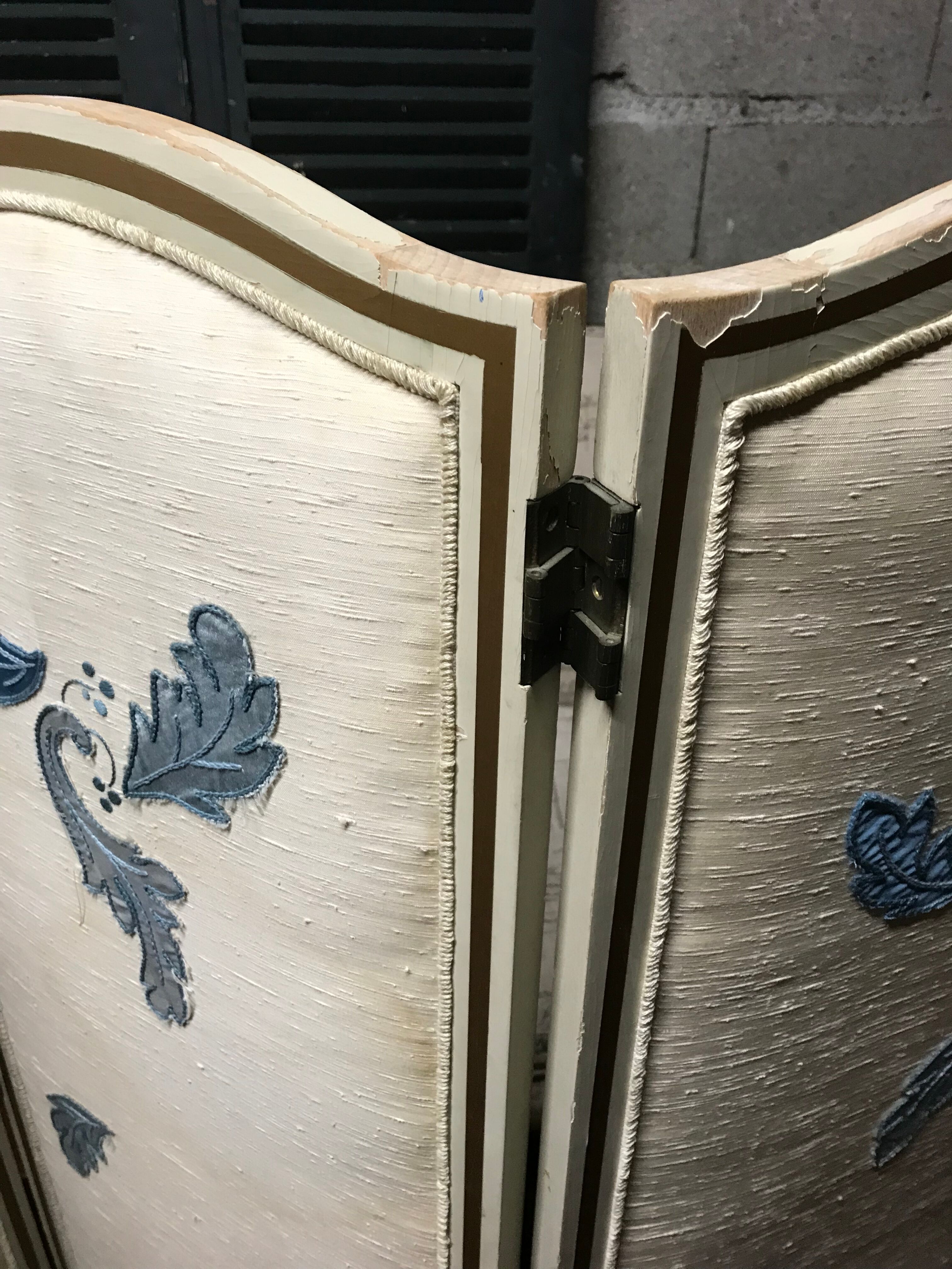 Old screen wood art deco