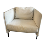 Blendy armchair published by De Padova