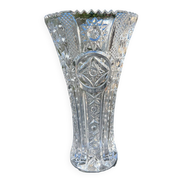 Grand Vase en cristal gravé et taillé