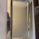 Grand plateau design en inox signé morinox, typique du style des année