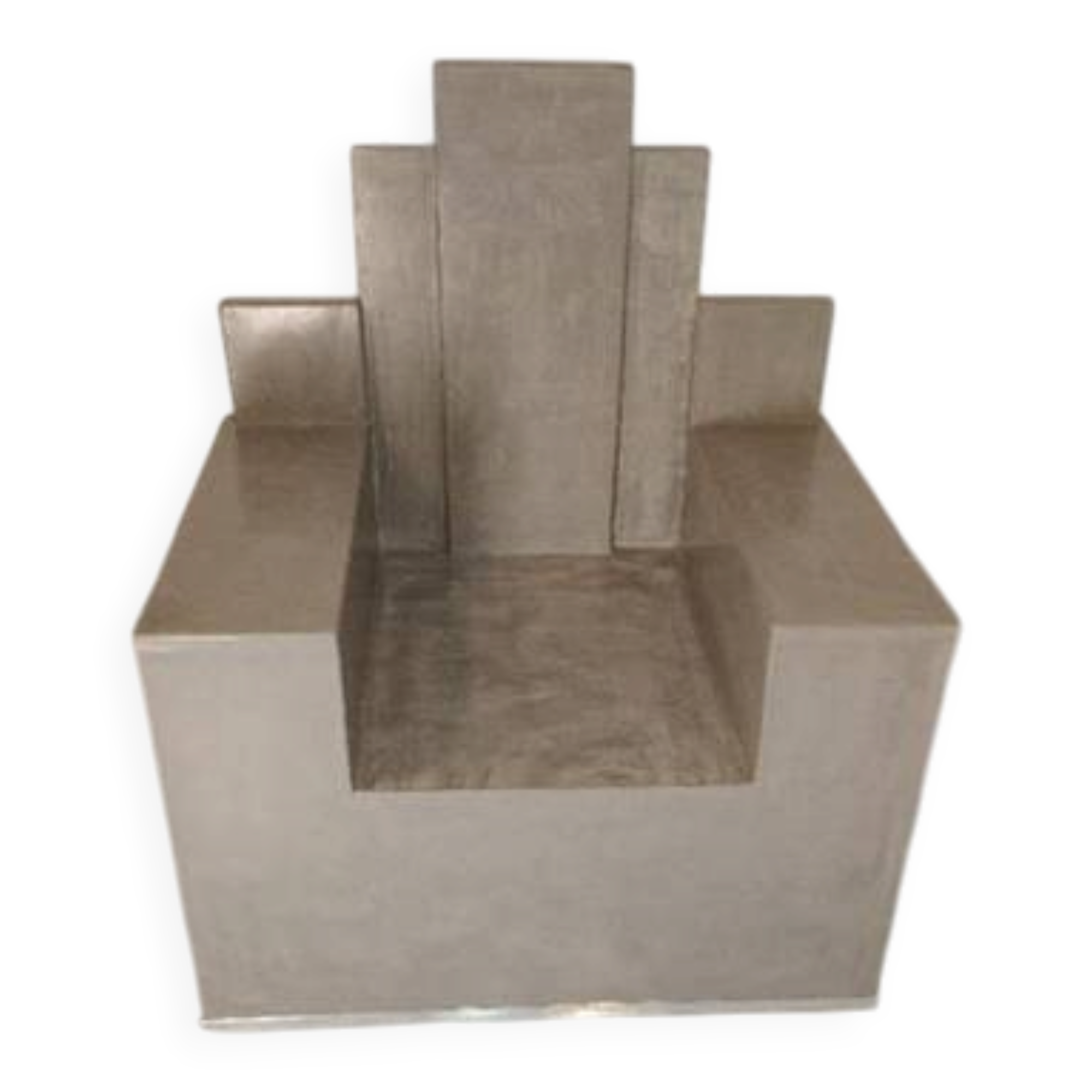 Architectural armchair in polished concrete – Unique artisan piece.