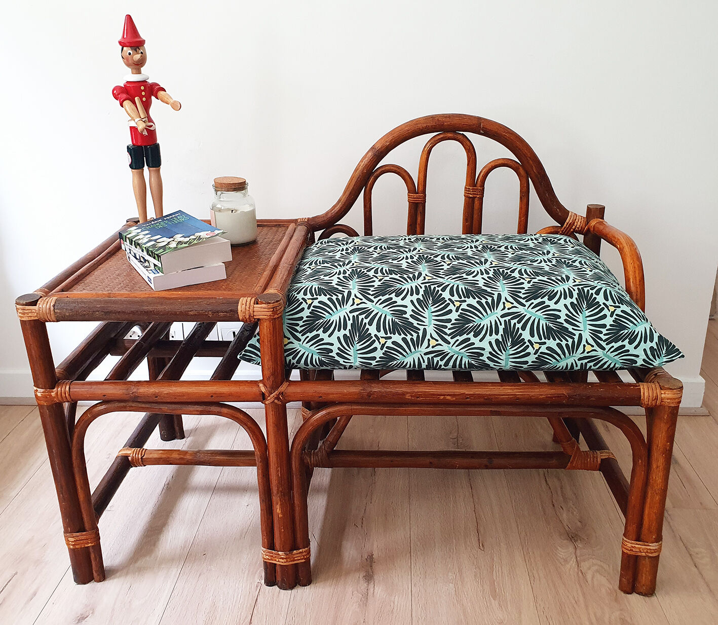 Fauteuil avec tablette en rotin & bambou - vintage