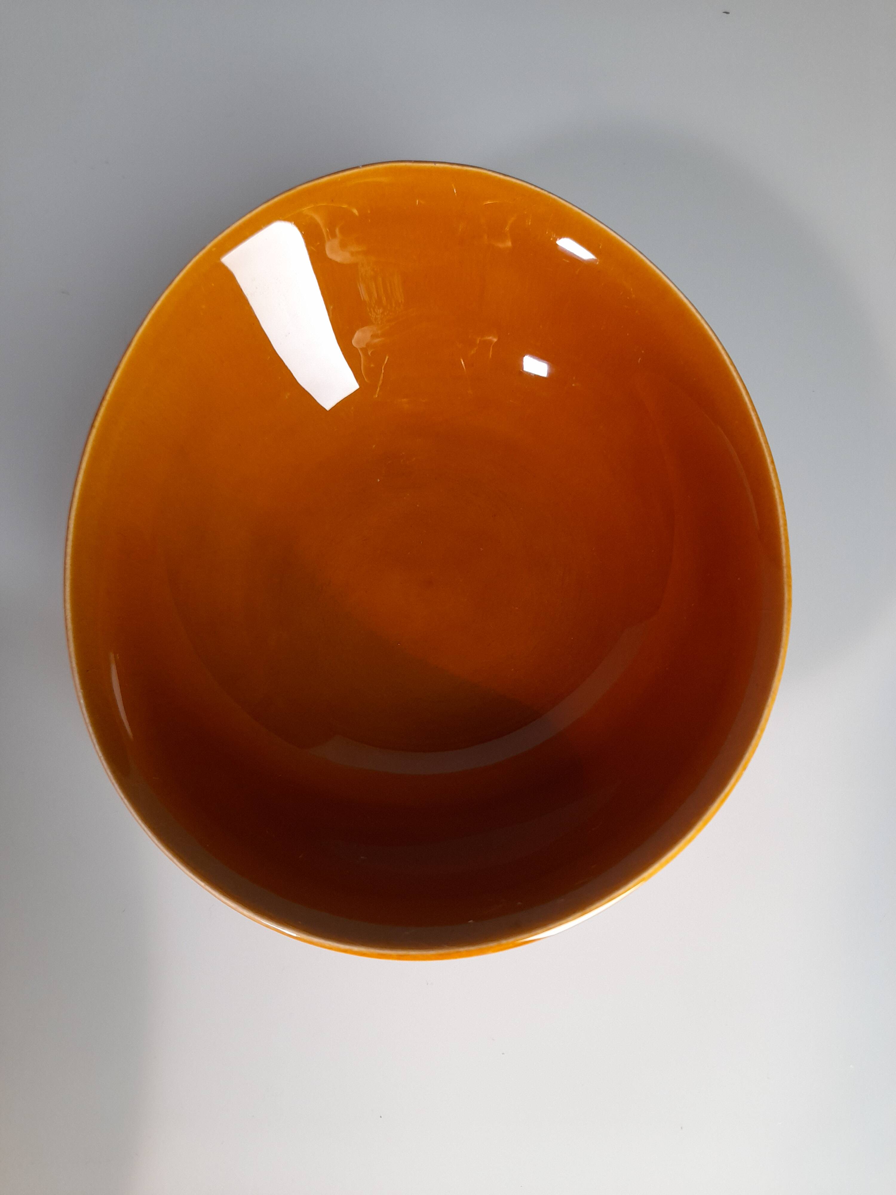 Set of 5 oval orange-yellow ceramic bowls from Faïencerie S