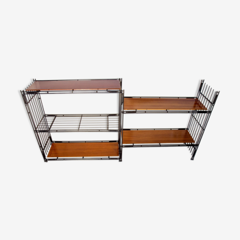 Modular shelves on wall or stand, published by Multimueble 1960