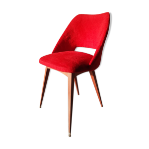 Chaise tonneau en moumoute rouge