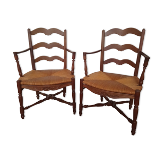 2 fauteuils en bois assise paillée