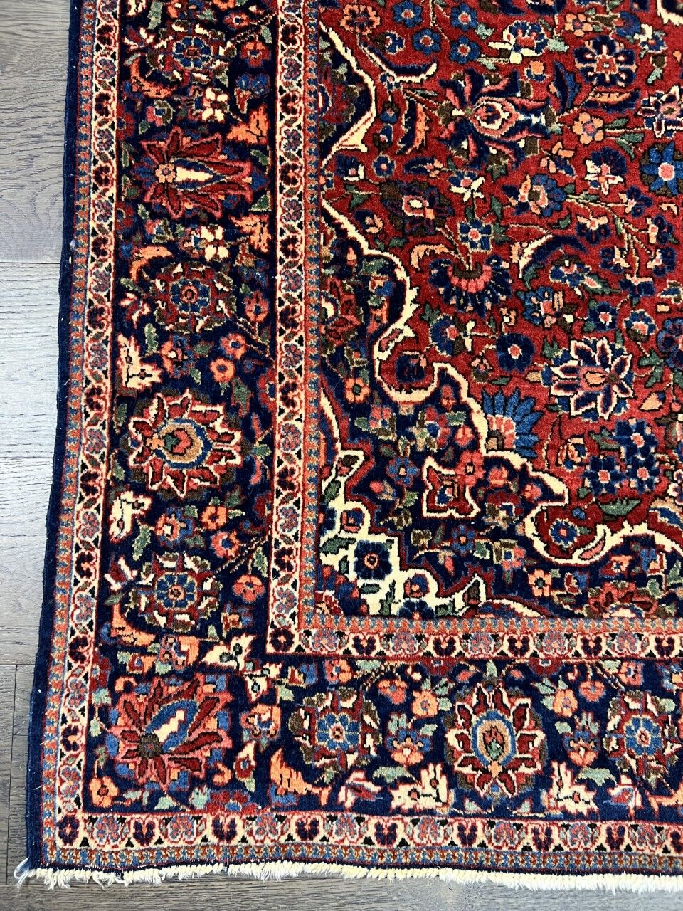 Oriental rug 206x129cm