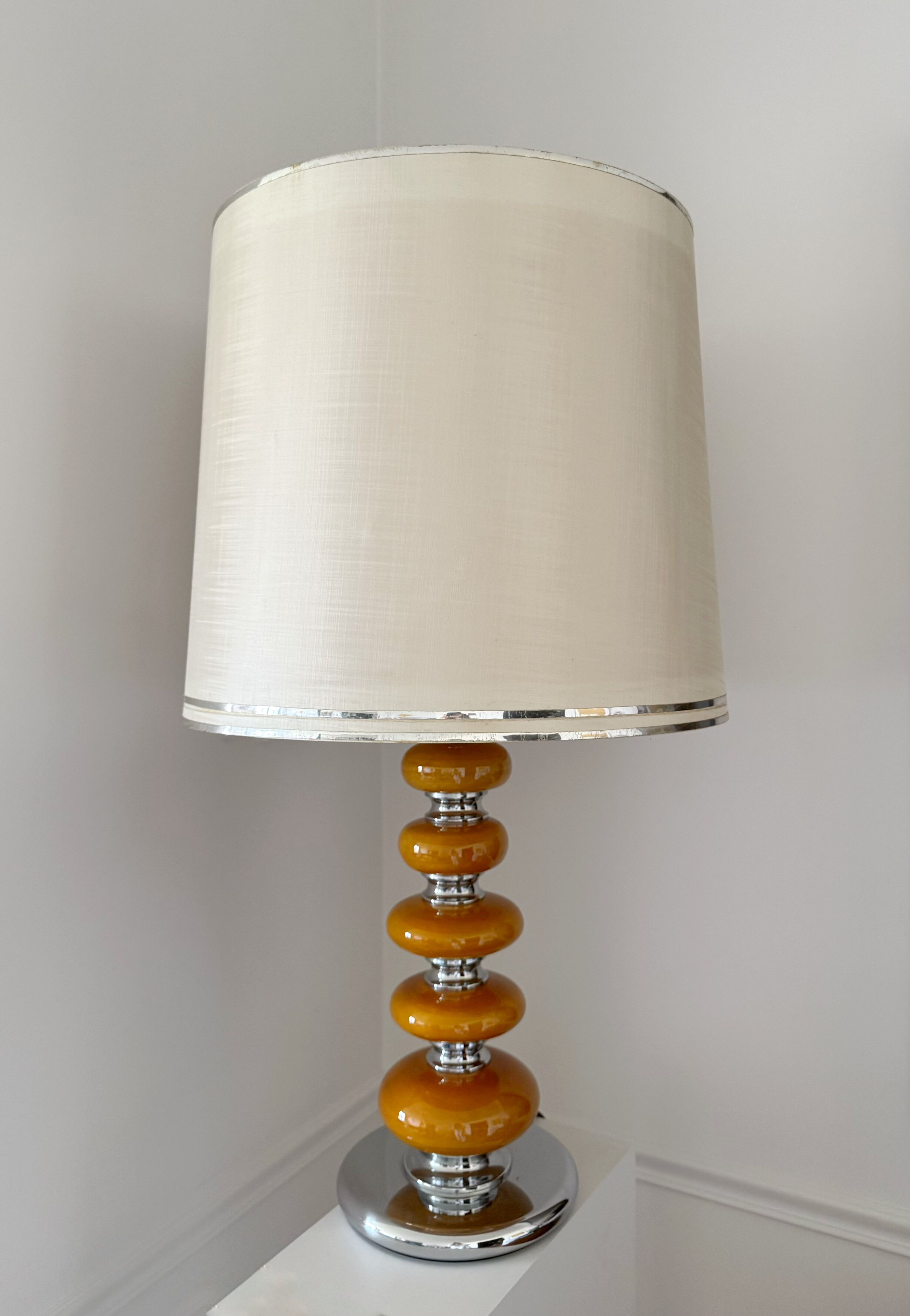 Large Space Age lamp in metal and ceramic.