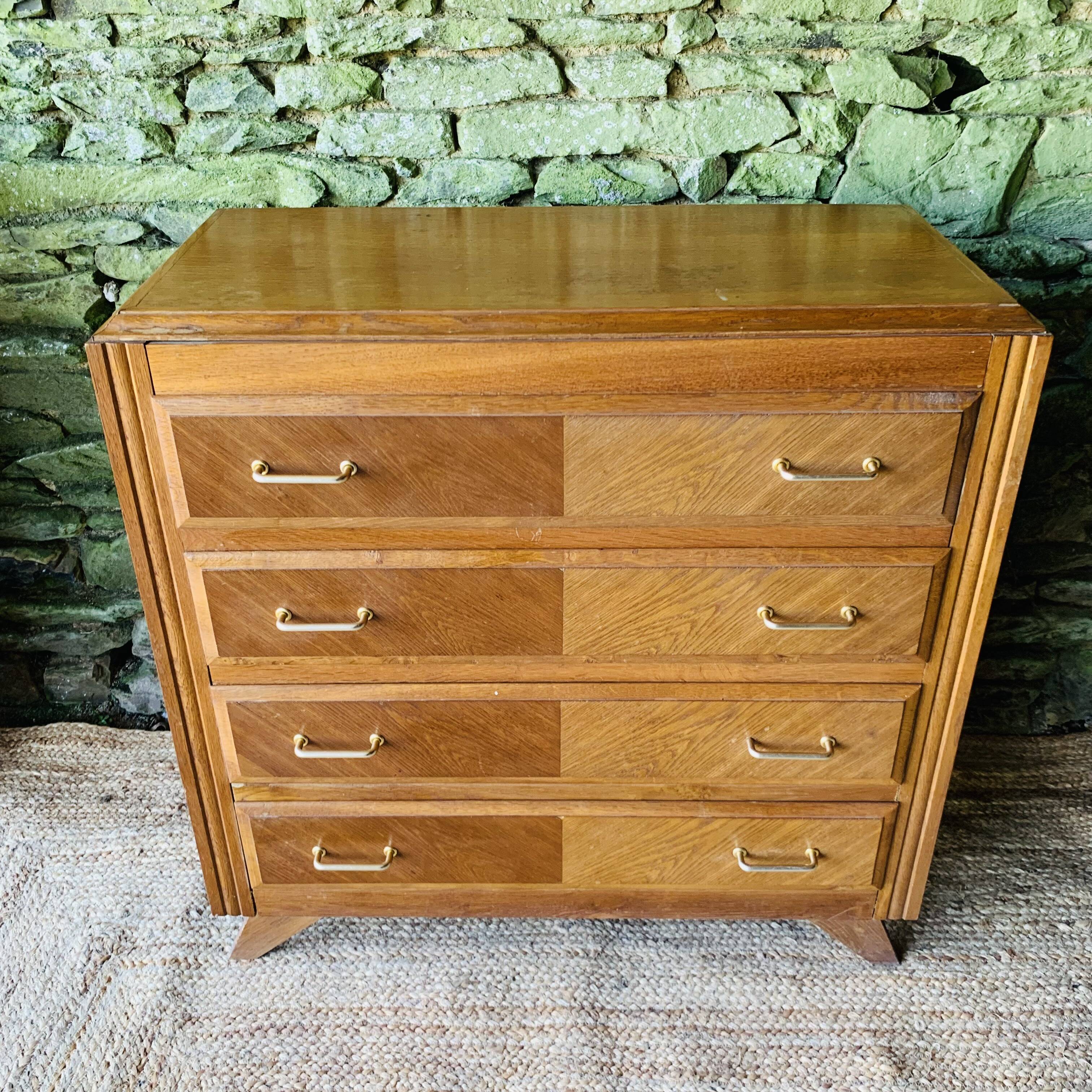 Commode vintage