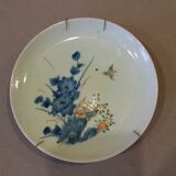 Asian plate with floral decoration