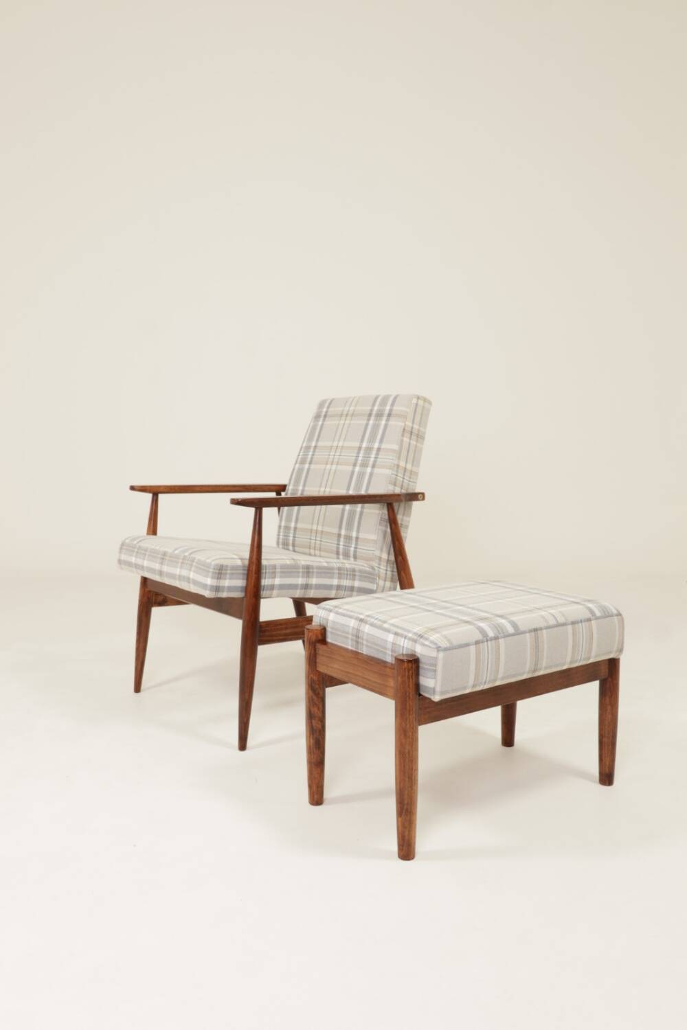 Ensemble fauteuil et repose-pieds vintage Tartan Royal Design Mid Century Style