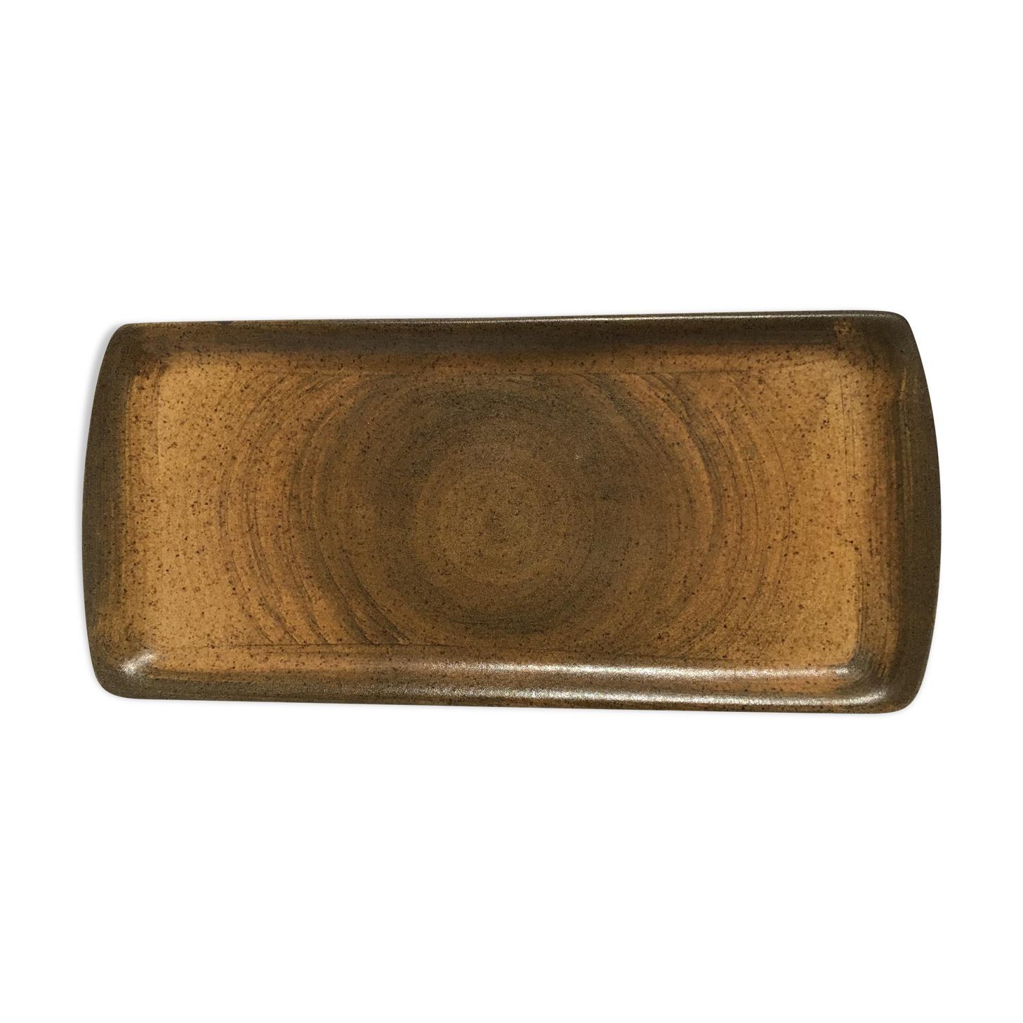 Speckled brown Longchamp sandstone cake dish