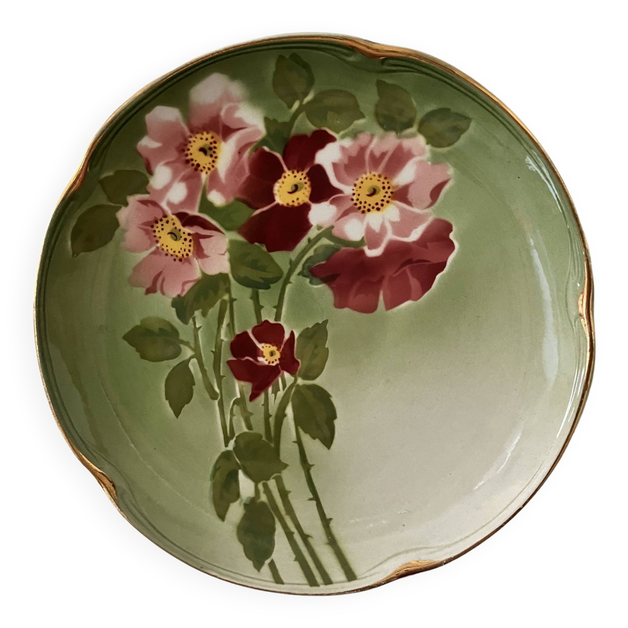 Faience bouquet plate, thoughts