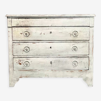 English patina chest of drawers