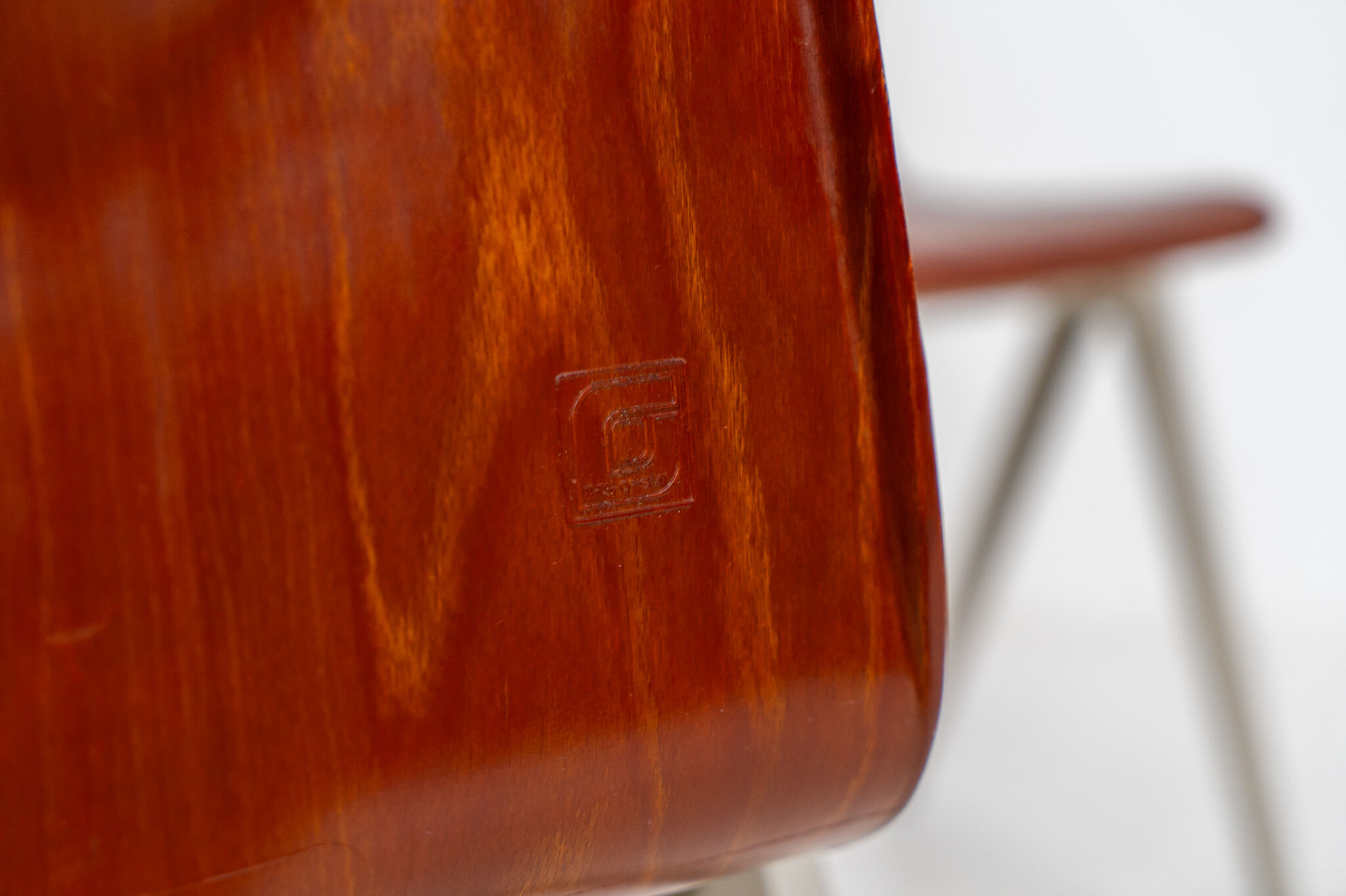 Ensemble de 6 chaises de salle à manger industrielles "S22" par Pagholz