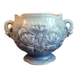 Art Nouveau flowerpot in Nimy slip, highlighted with a gold border