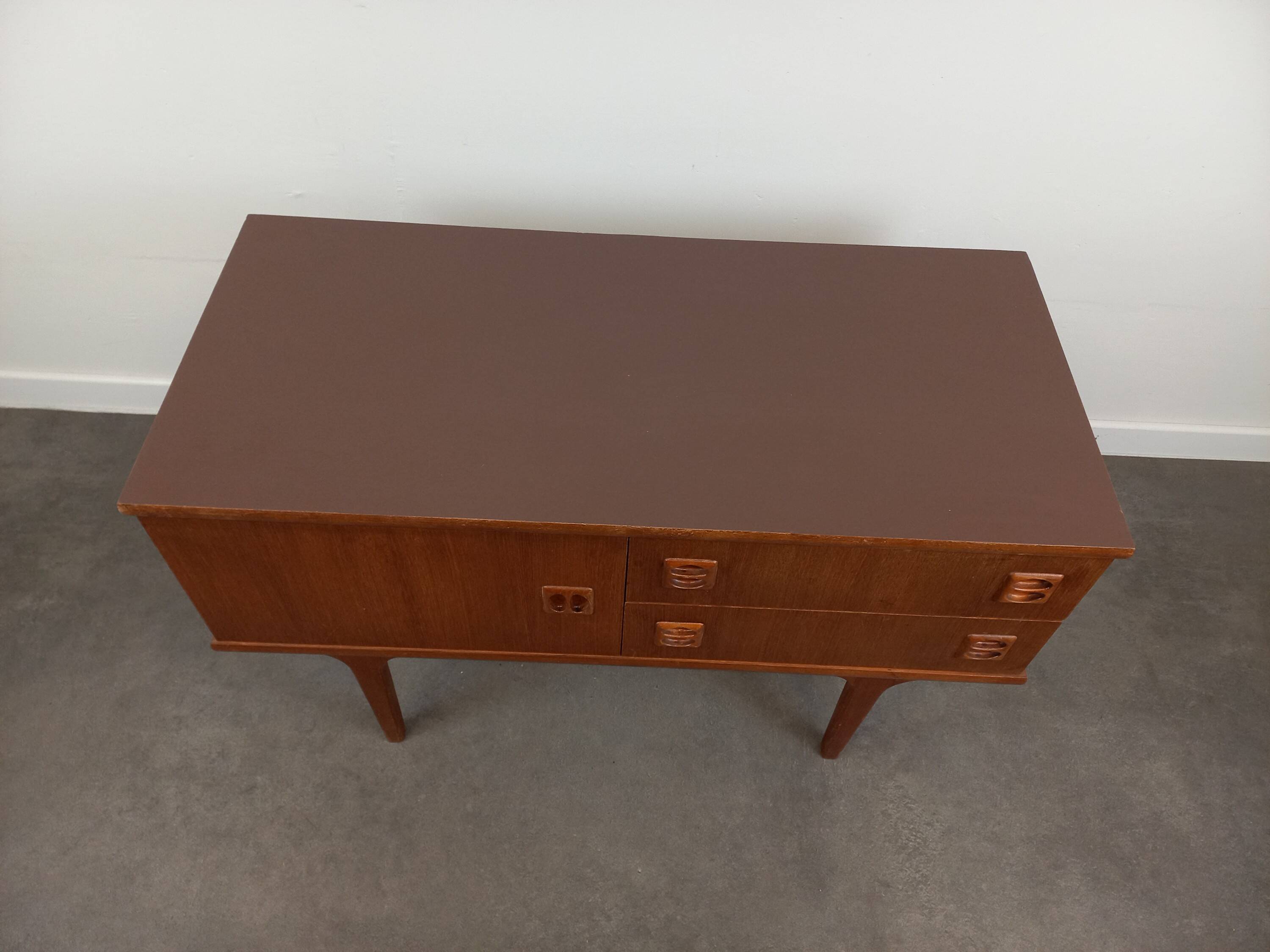 Commode scandinave