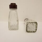 Glass and bakelite art deco salières