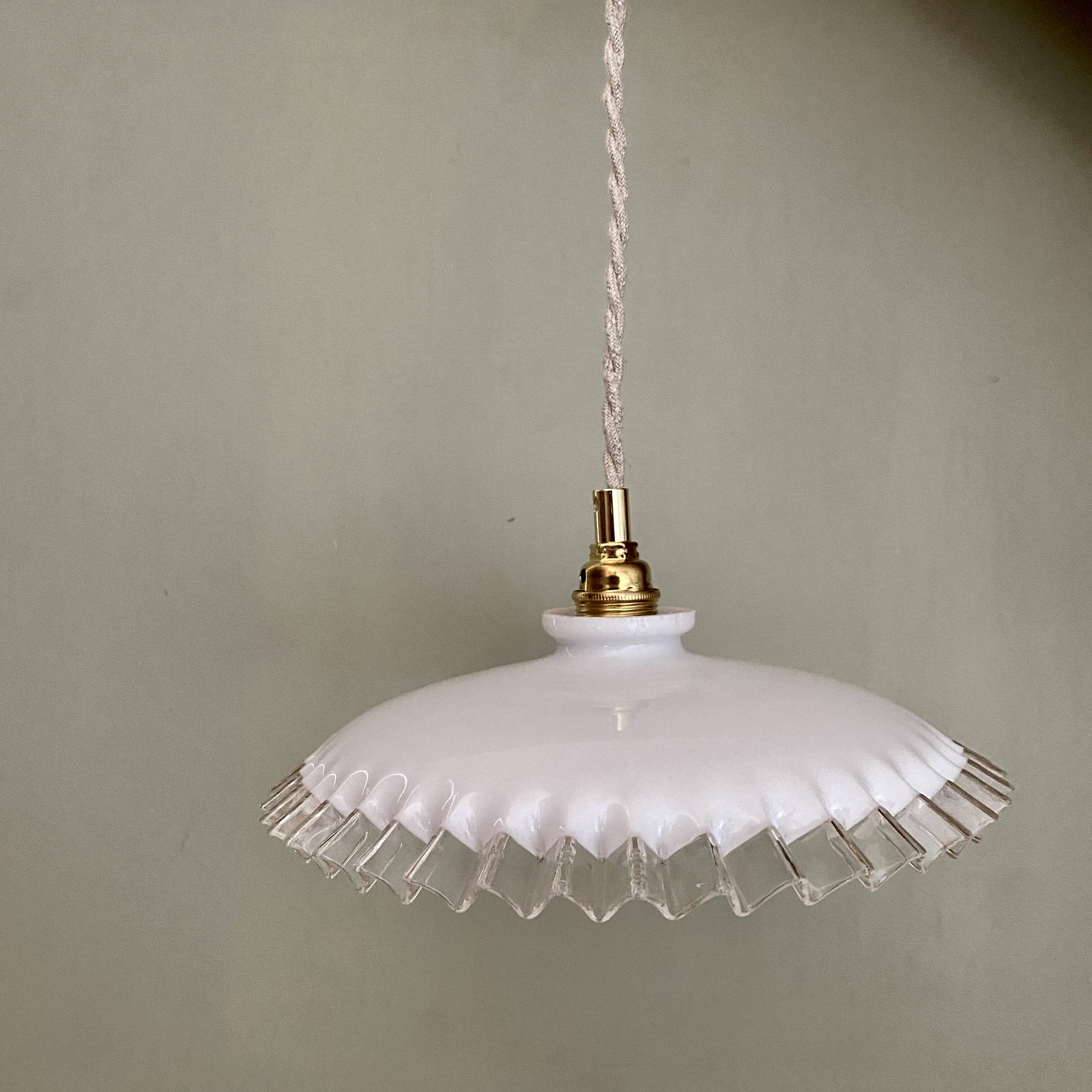 Vintage lampshade pendant light in white opaline