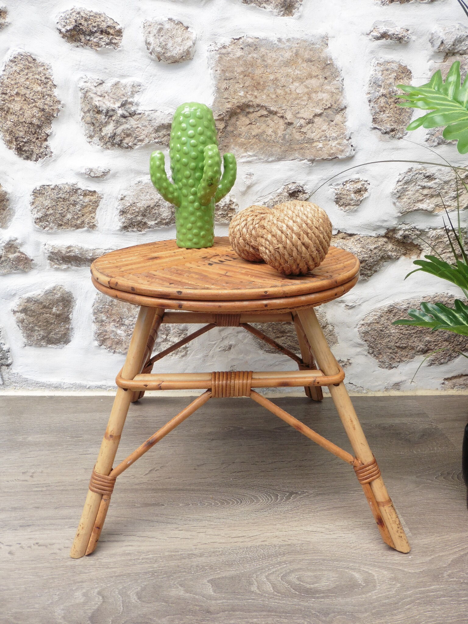 Table round rattan