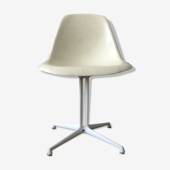 Chair Eames by Herman Miller