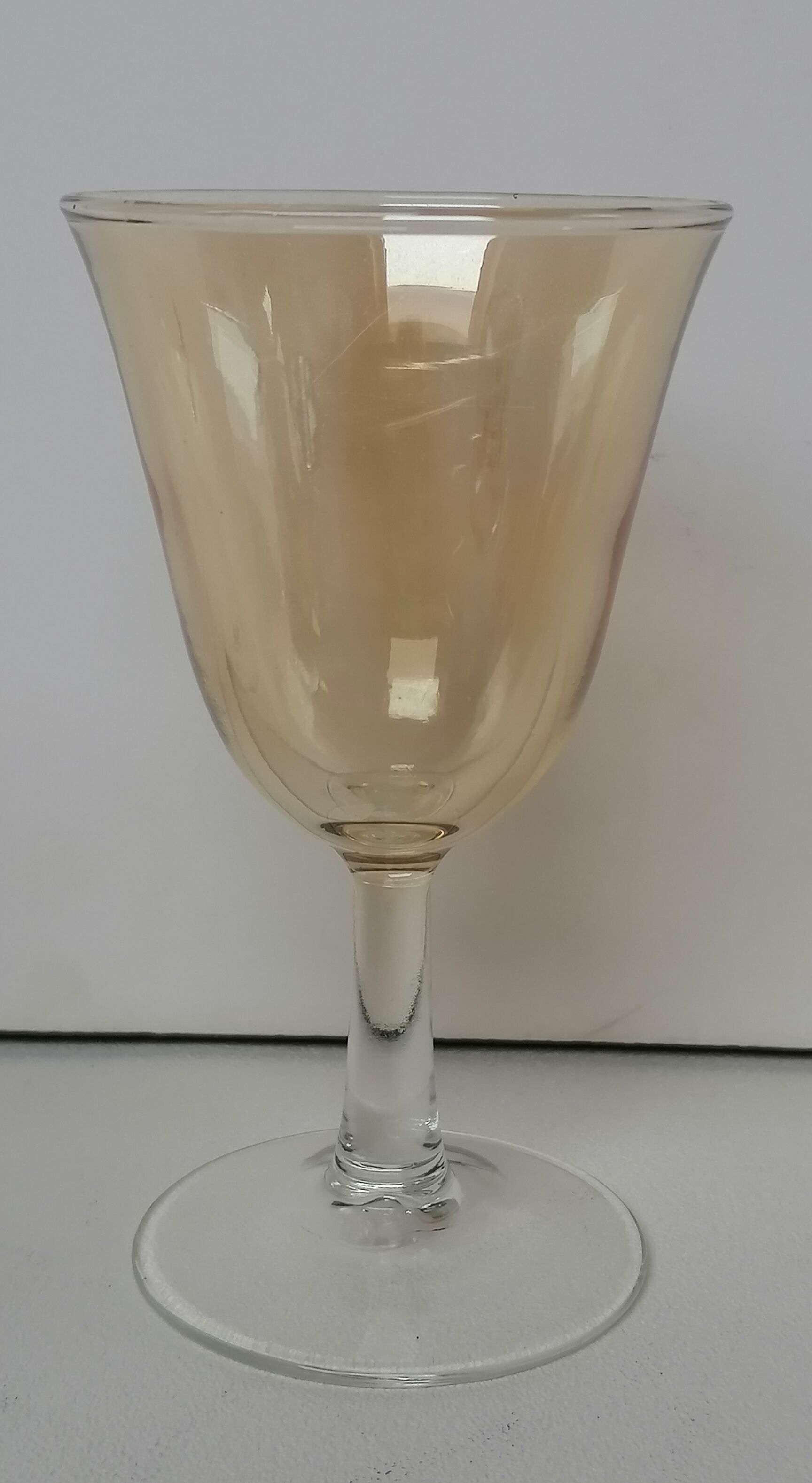 6 iridescent harlequin glasses in port