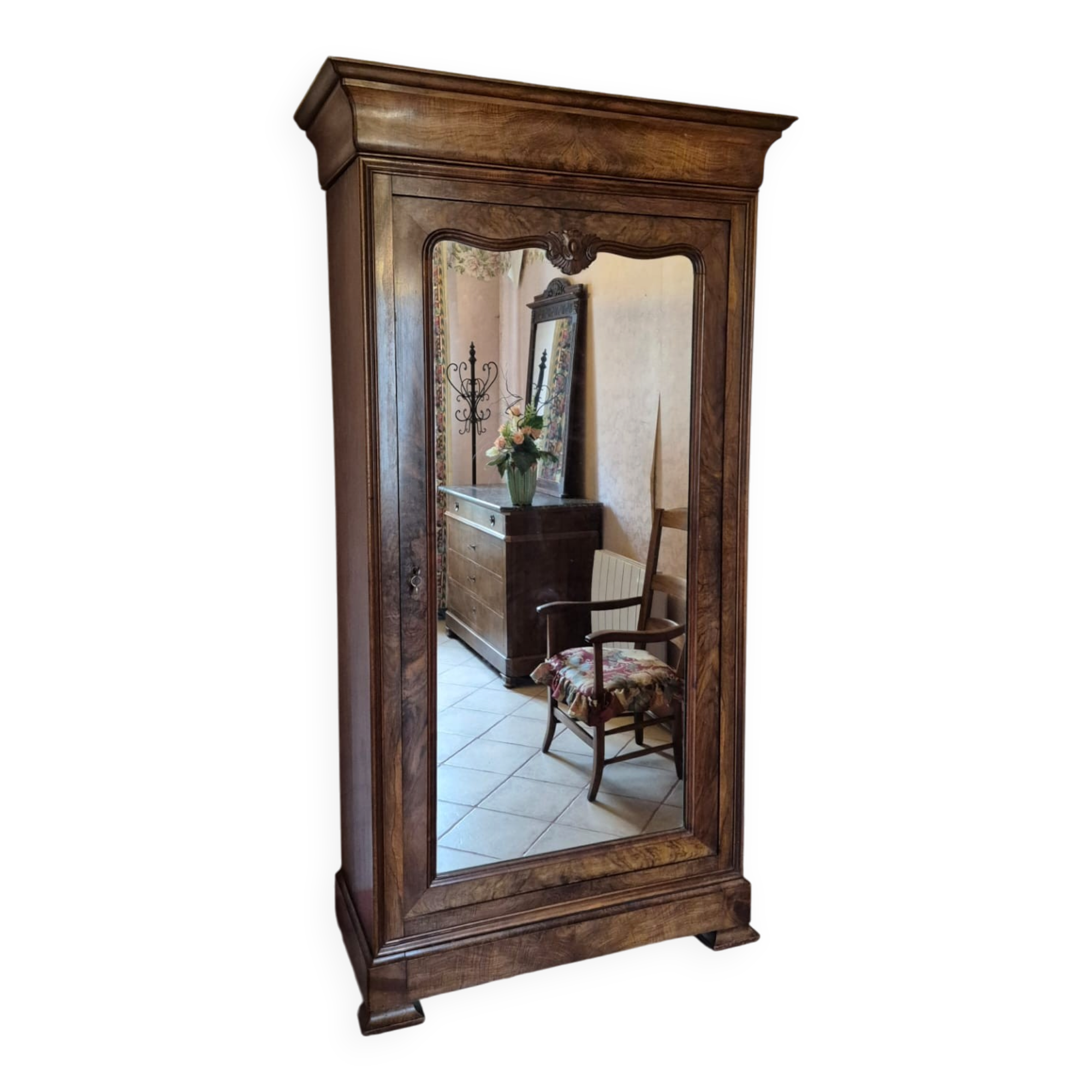 Antique wardrobe with one door and mirror.