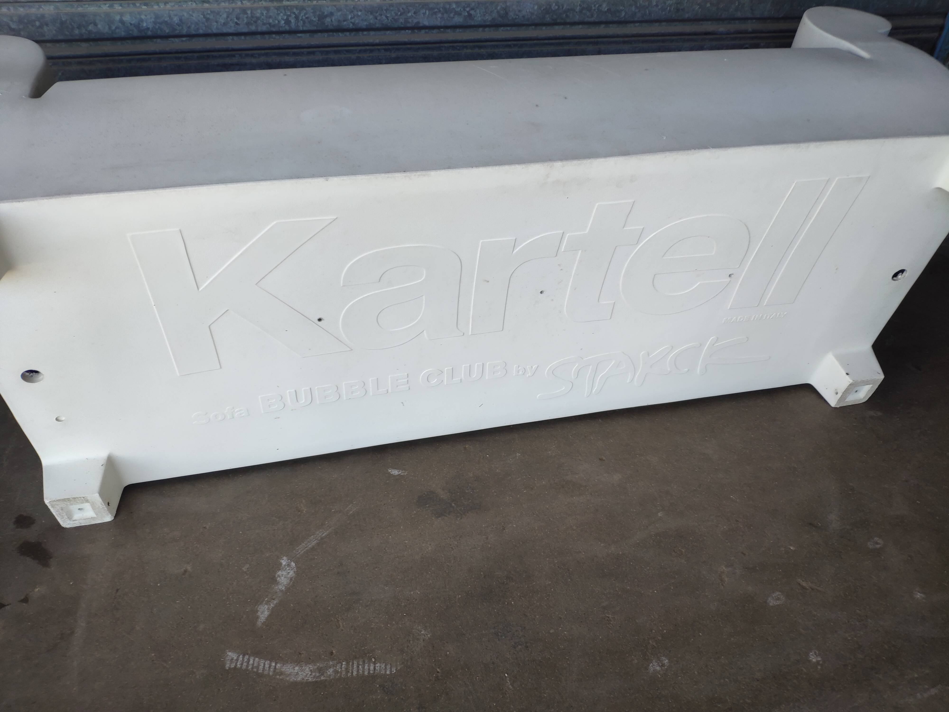 Bubble Club sofa by Kartell for Philippe Starck