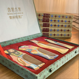 Box of ancient Chinese combs