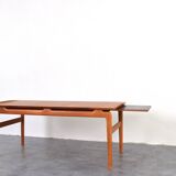 Table Basse en Teck par Peter Hvidt & Orla Mølgaard-Nielsen pour France & Søn