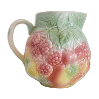 Pitcher in dabbling